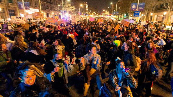 Concentración por el 8M en Barcelona / EFE
