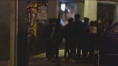 Pelea entre jóvenes a las puertas de una discoteca en Chamberí, saltándose las restricciones