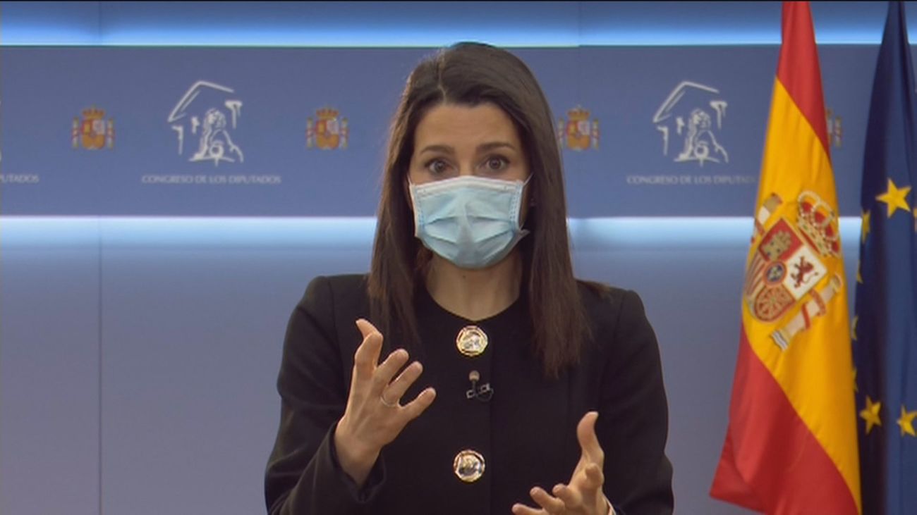 Arrimadas dice que no apoyará ninguna moción de censura en Madrid