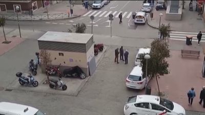 Denuncian una invasión de taxis en una plaza peatonal del Barrio de la Concepción