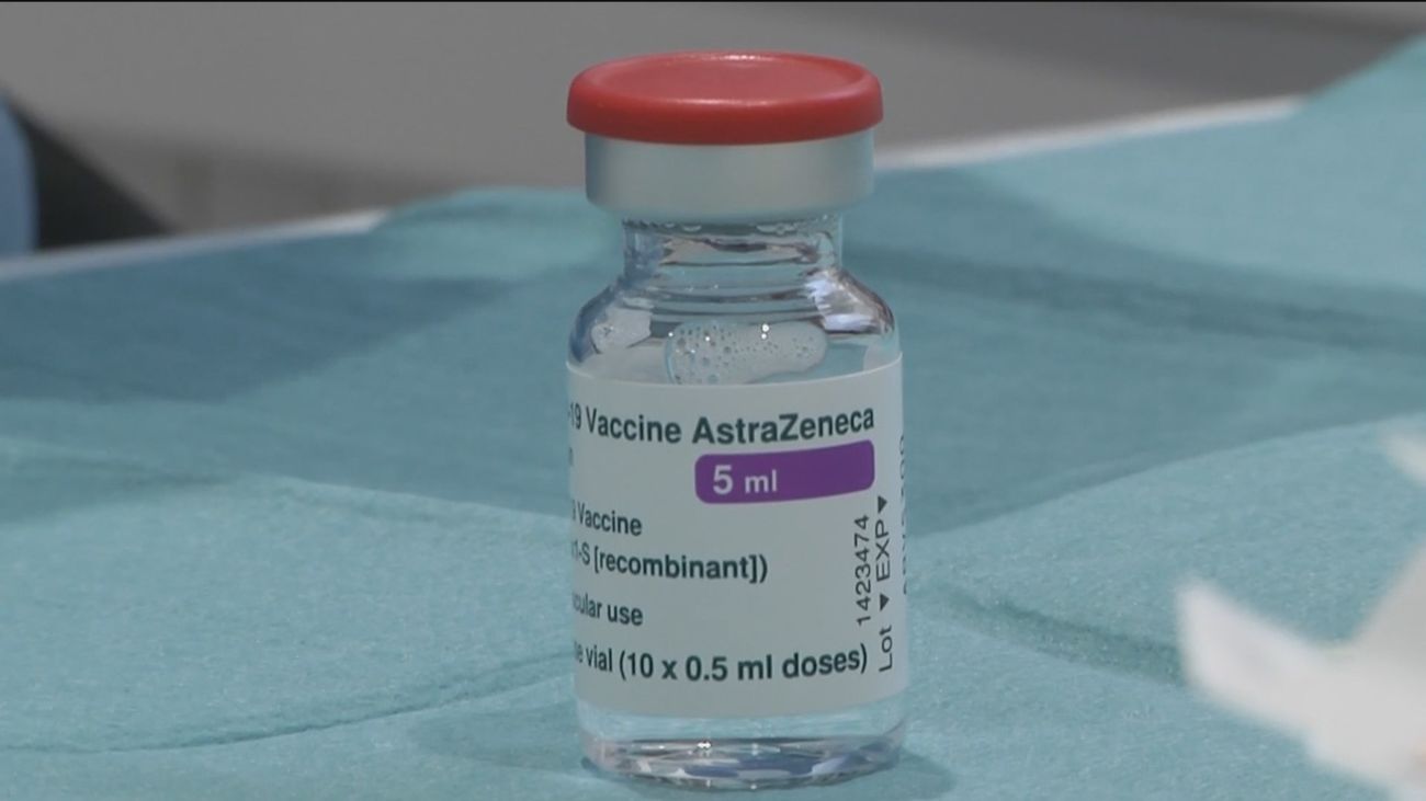 Los expertos sobre AstraZeneca: “El balance riesgo-beneficio va a favor del beneficio, la vacuna salva vidas"
