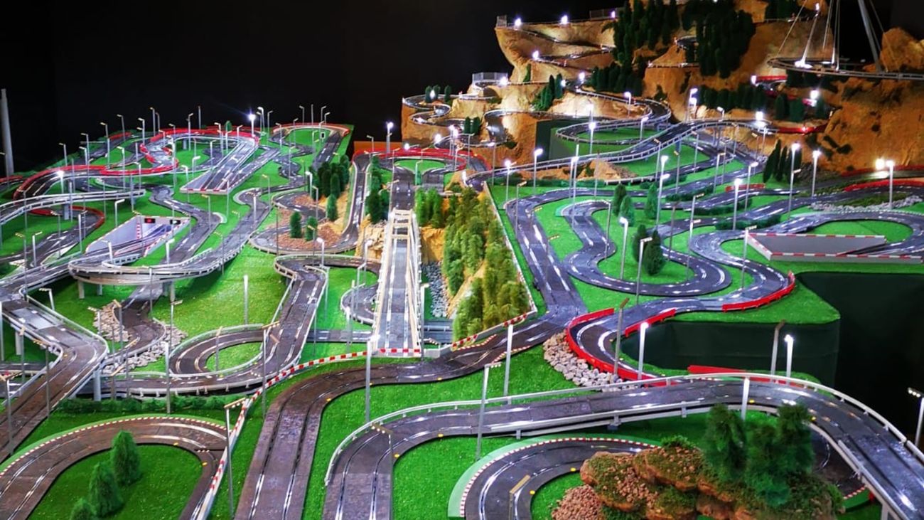 La pista de Scalextric más grande del mundo está en Getafe