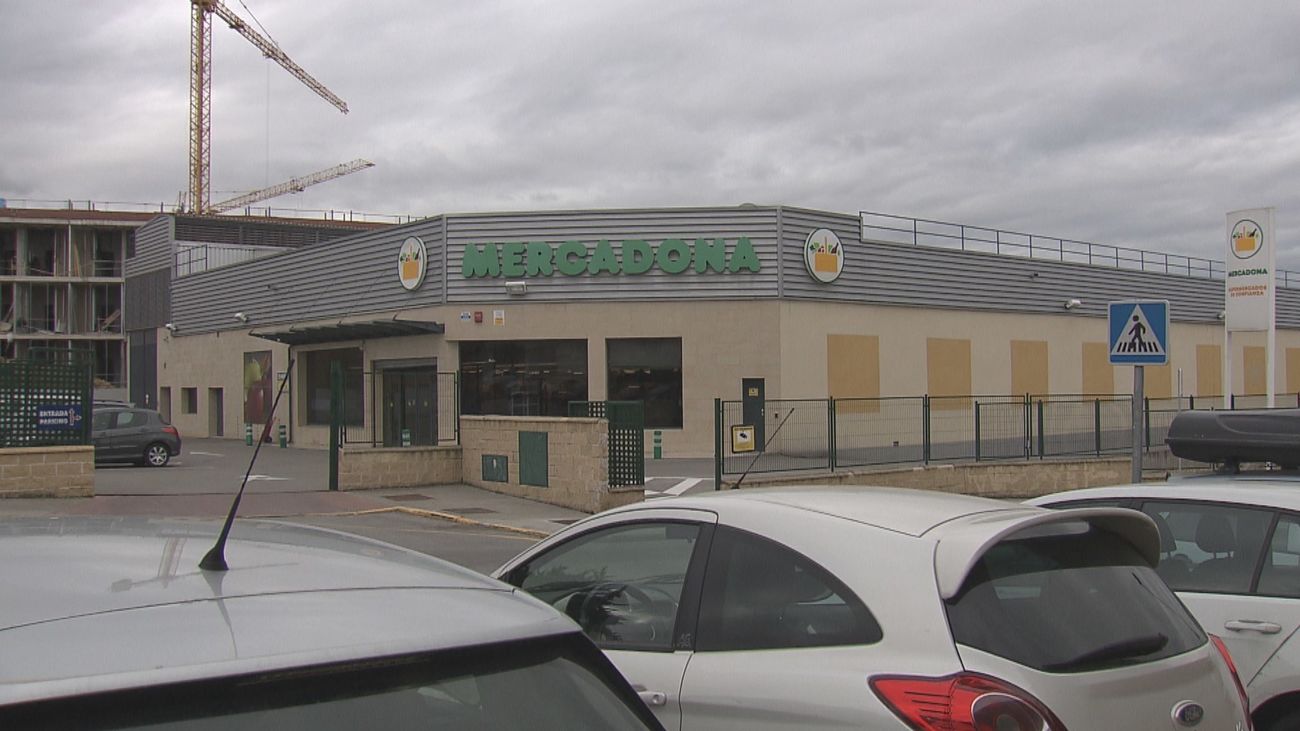 Mercadona, de la urbanizacion El Bosque en Villaviciosa de Odón