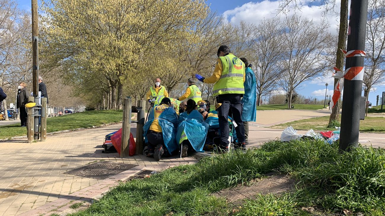 Ingresada grave en el hospital Clínico una mujer de 79 años tras ser atropellada por un patinador