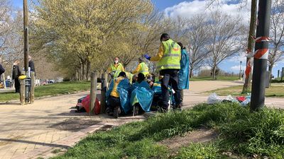 Ingresada grave en el hospital Clínico una mujer de 79 años tras ser atropellada por un patinador