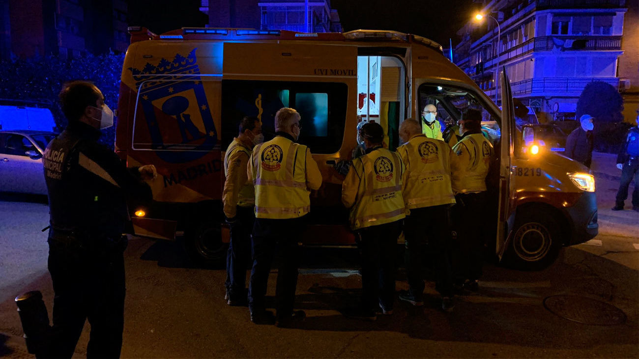 Un herido grave al ser golpeado con un bate de béisbol en la cabeza en Usera