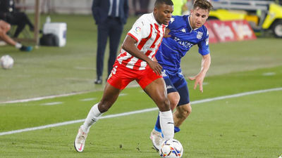 0-0. El Alcorcón puntúa en Almería y sale del descenso