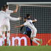 3-1. Benzema y Ramos meten al Real Madrid en cuartos de la Champions