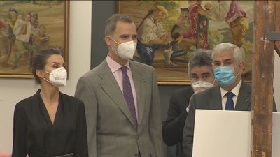 Los reyes visitan la Real Fábrica de Tapices por su 300 aniversario