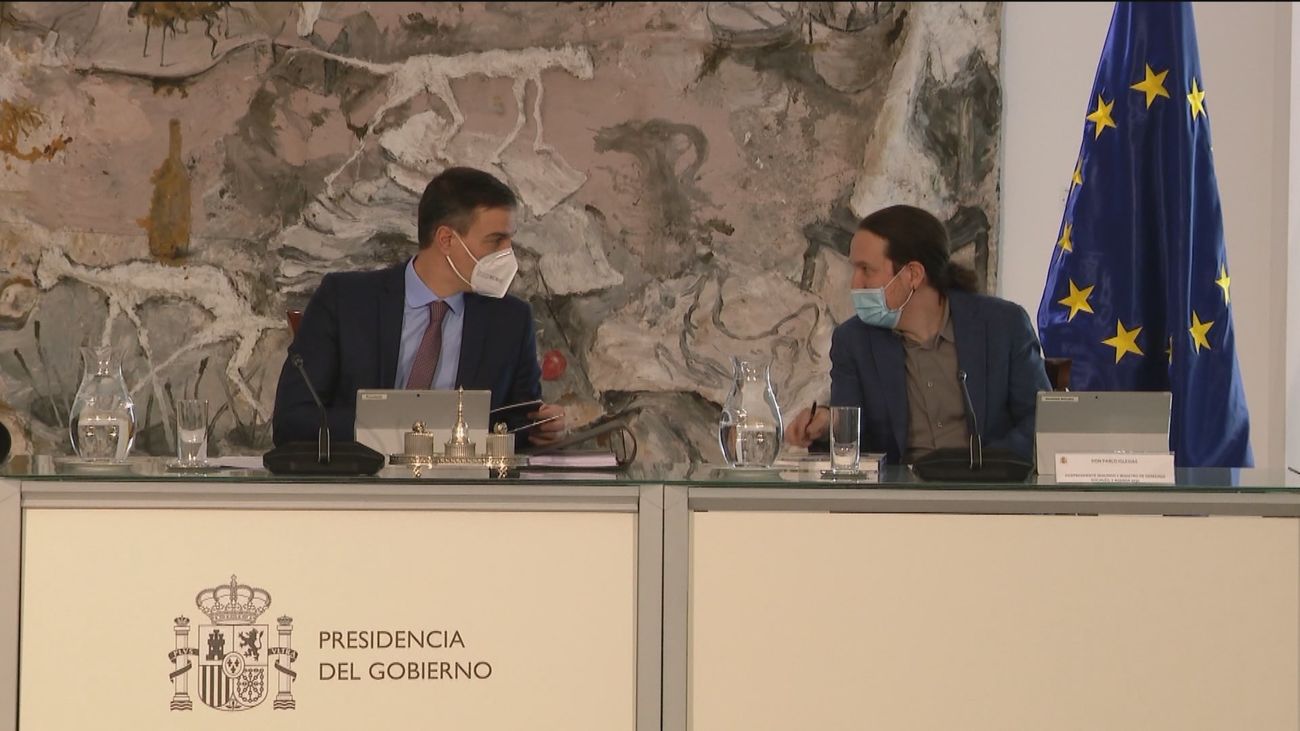 Sánchez ofrece a Yolanda Díaz ocupar la vicepresidencia tercera del Gobierno