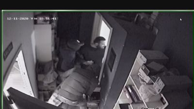 Cinco aluniceros detenidos de la banda del ‘Goyito’ por robar móviles para vender en África