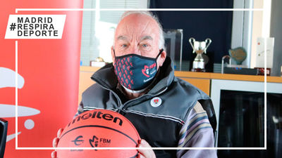 Francisco Antoraz, de 80 años, el árbitro de baloncesto más veterano de España