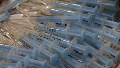 La vacunación dispara la demanda de jeringuillas