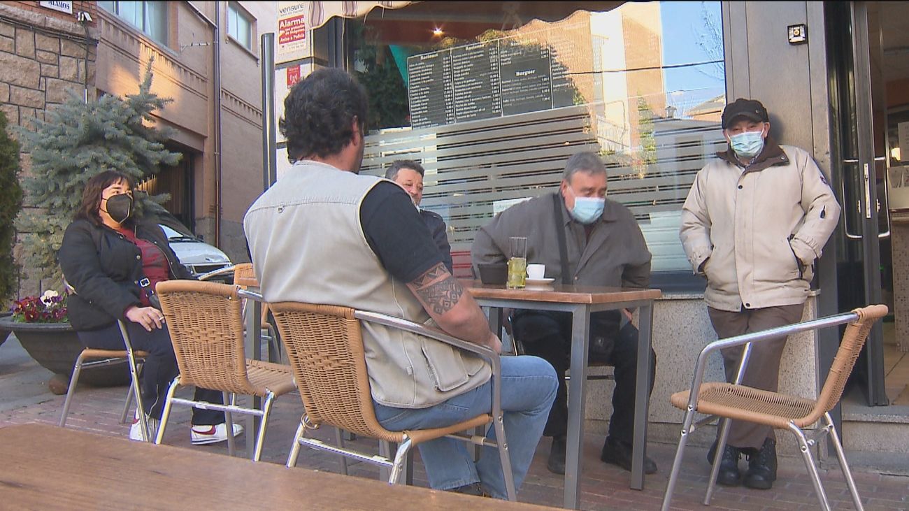 Divididos ante el desembarco en la sierra: Los comerciantes a favor mientras los alcaldes logran más control policial