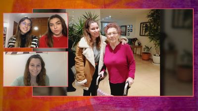 Tres jóvenes elaboran un gran mural recordatorio para su abuela con demencia