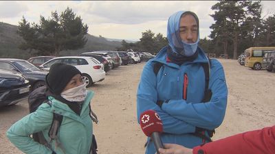 El frío y el viento evitan que la Sierra se llene de visitantes