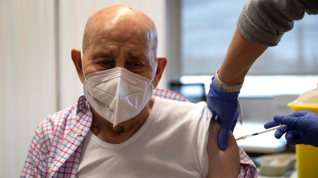 Suben los contagios en Madrid pero bajan los fallecidos y hospitalizados