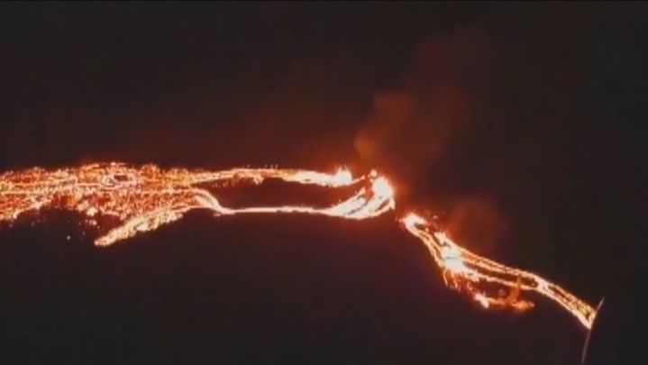 Alerta en Islandia por una erupción con una fisura de unos 500 metros de largo y un kilómetro cuadrado de lava / Telemadrid