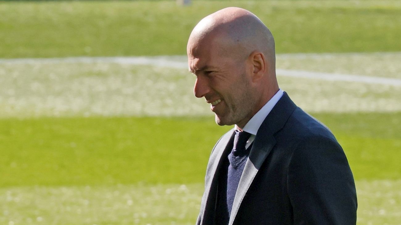 Zidane: "Para la gente que le gusta el fútbol ver a Karim es un lujo"