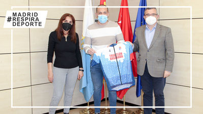 El Ayuntamiento de Arganda y el CD Elemental Triatlón firman un acuerdo de colaboración