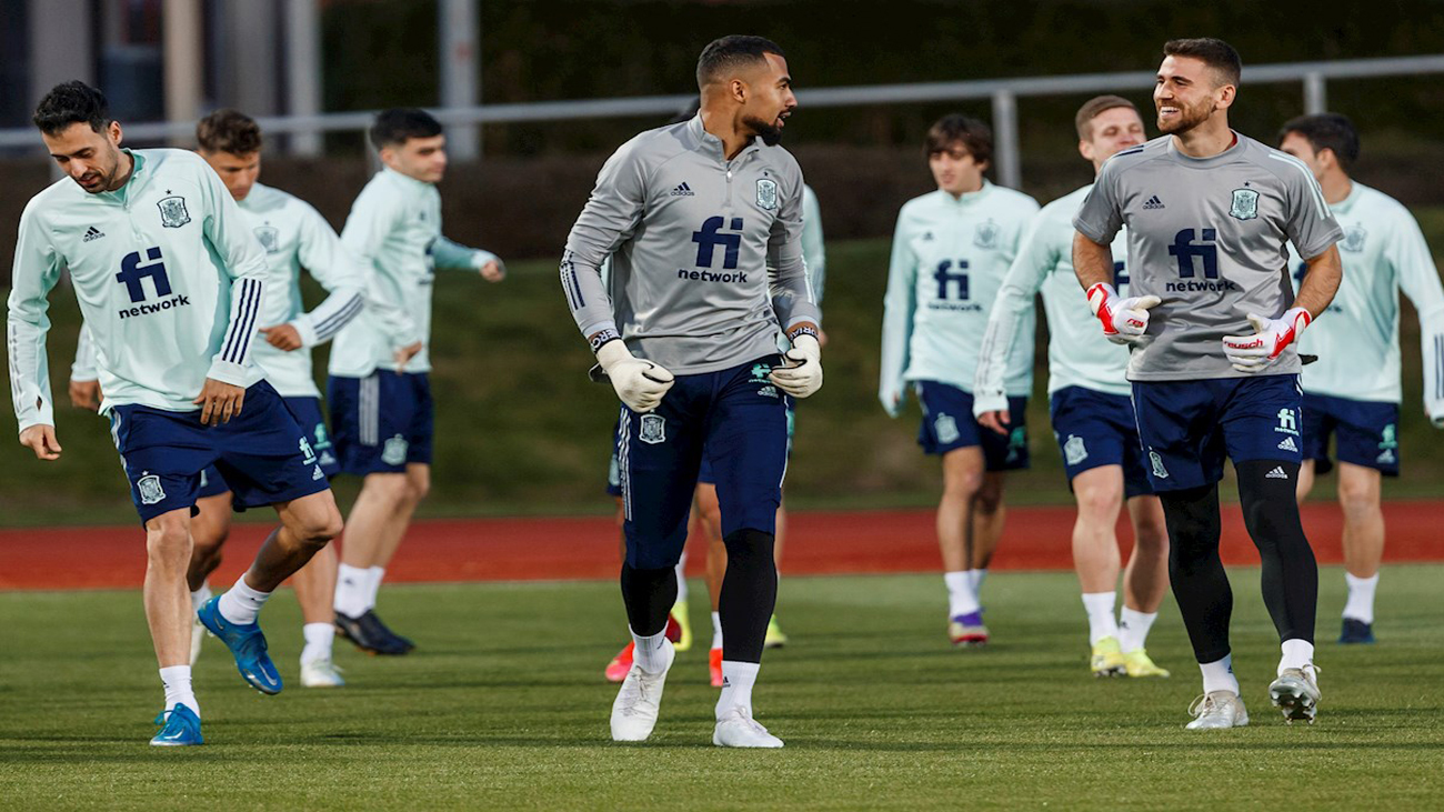 España prepara, con Sergio Ramos, sus tres próximos partidos