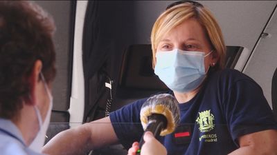 Mujer y bombera, la historia de Carolina Espadas