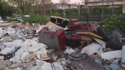 Un solar convertido en vertedero en Villaverde Alto