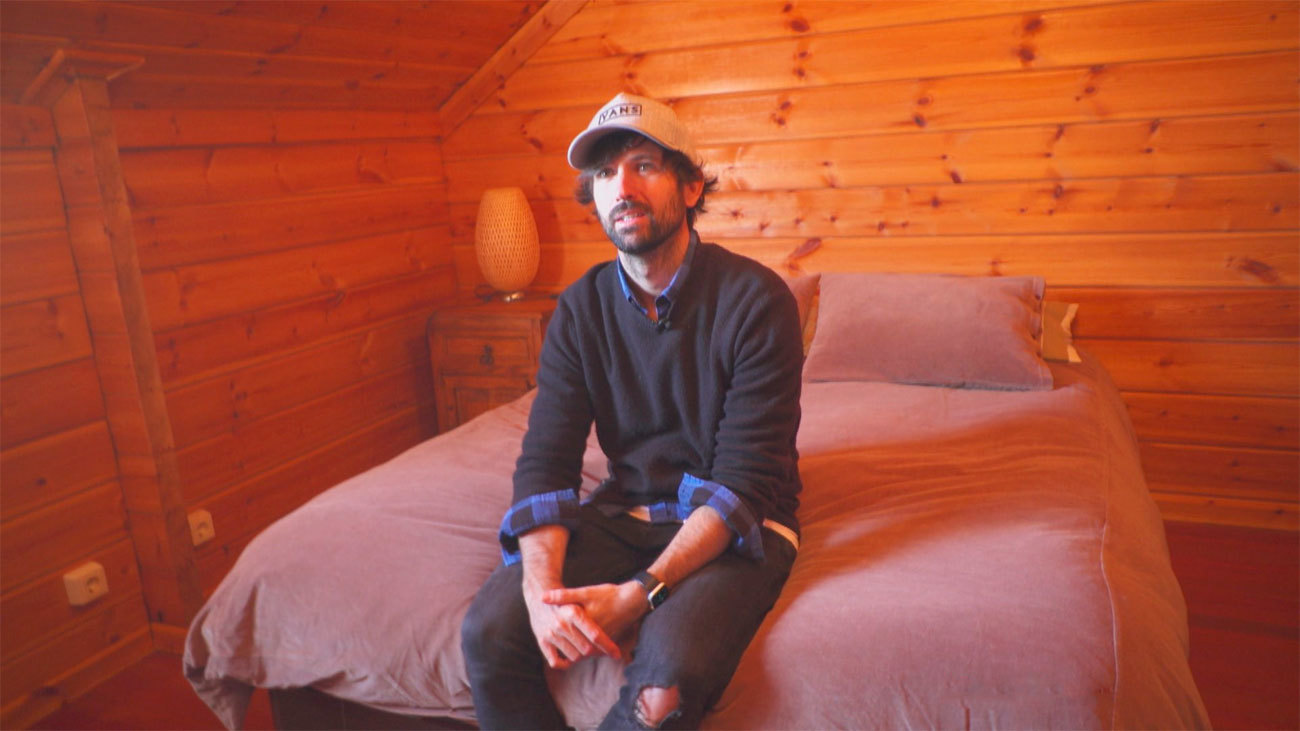 David Otero nos enseña la casa de la sierra en donde compuso muchas de sus canciones