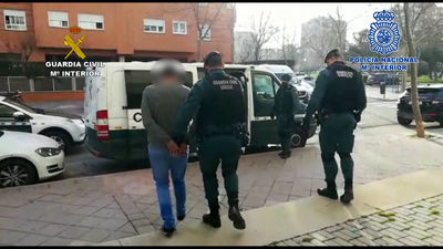 Desmantelada una banda que robaba y modificaba vehículos en Valdemoro, Arganda e Illescas