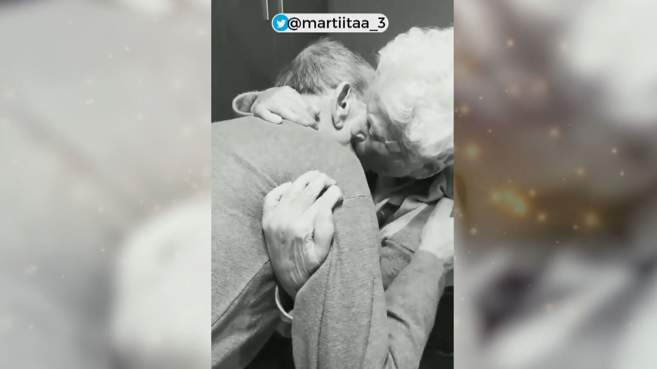 El emotivo reencuentro de dos abuelos tras semanas sin verse