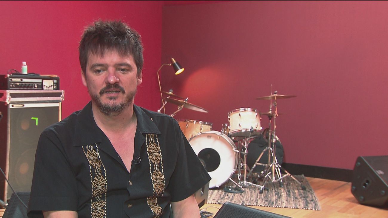 ‘El Crac universal’, declaración de intenciones de Coque Malla