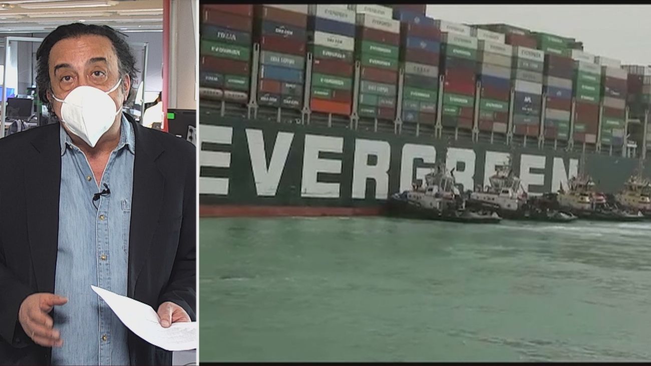 El jefe del canal de Suez admite que no sabe cuándo podrá ser desbloqueado