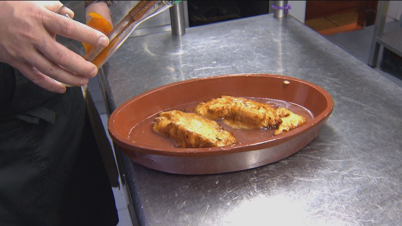 Las deliciosas torrijas de la abuela Felisa del mesón ‘El Toril’ de Alalpardo
