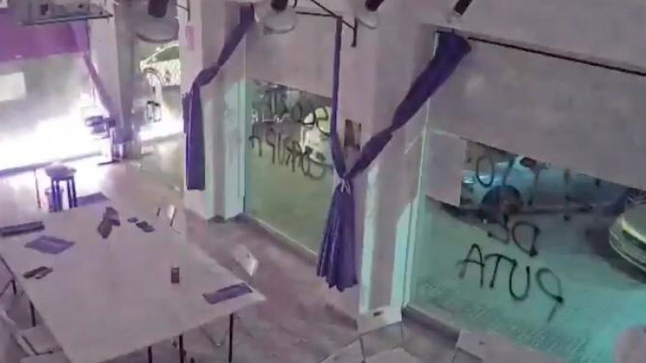 Iglesias denuncia un ataque con explosivos "de la ultraderecha" a una sede de Podemos