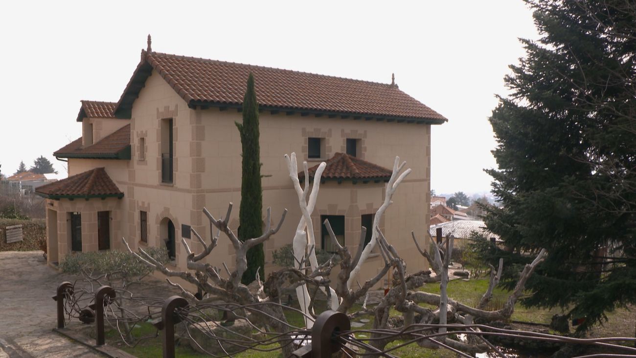 Nos colamos en 'Vistalegre', la casa de Vicente Alexaindre en Miraflores de la Sierra