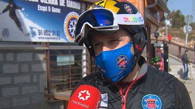 Una concentración reclama la continuidad de las tres pistas de esquí de Navacerrada