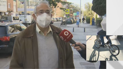 Una ciclista agrede y manda al hospital a un hombre por recriminarle circular por la acera