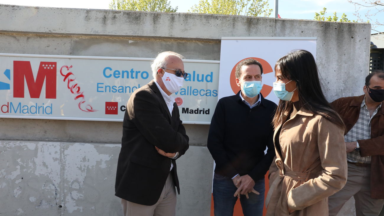 Bal promete convertir en fijos los 11.000 sanitarios contratados eventuales durante la pandemia