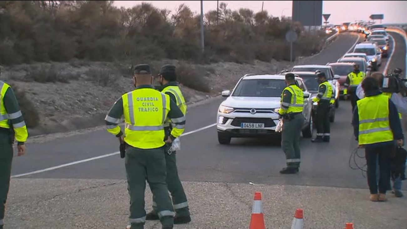 Calvo dice que las Comunidades tienen instrumentos para establecer restricciones pese al fin del estado de alarma