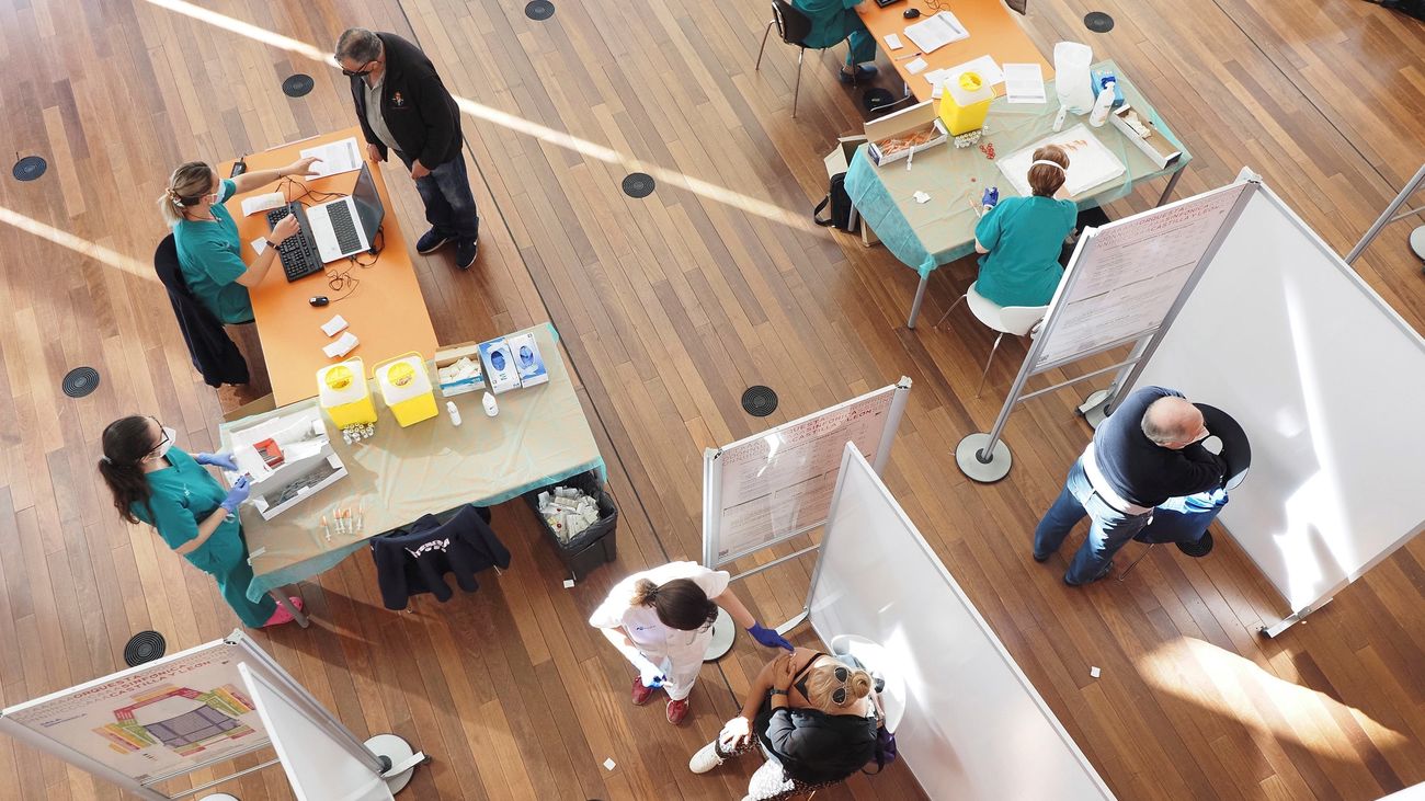 Antonio Zapatero: "Todavía no hay solución concreta para los más de 2 millones de vacunados con la primera dosis de AstraZeneca"