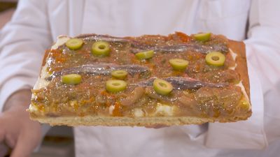 Coca de escalivada con el chef Ricardo Vélez