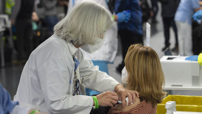 La gestión de la pandemia sigue como principal clave de la precampaña electoral en Madrid