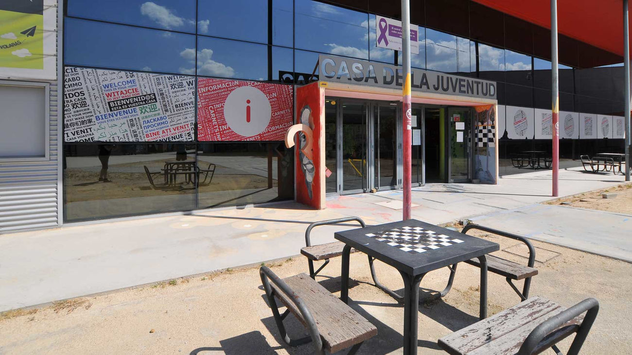Casa de la Juventud de Parla que acoge el IES Pérez Llorca