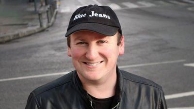 Blue Jeans nos presenta su nueva novela, ‘El Campamento’