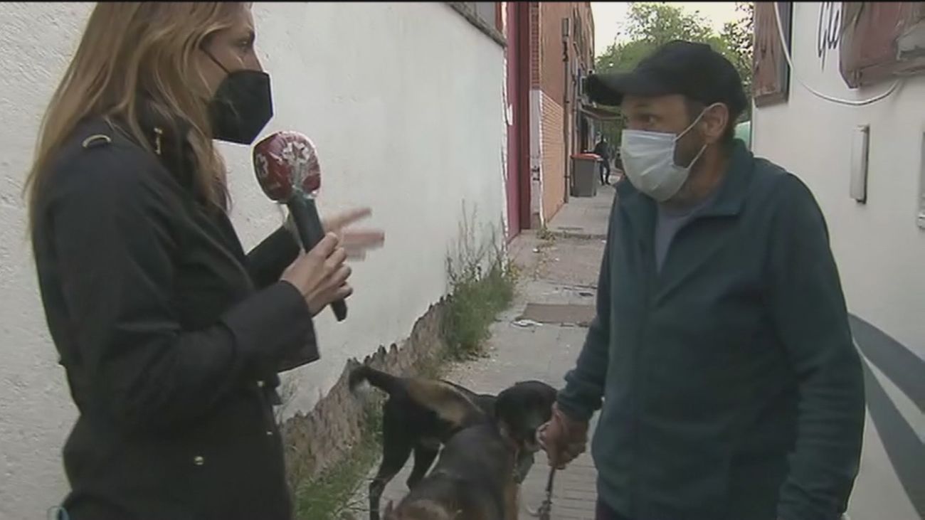 Le queman la caravana mientras dormía aparcado en el polígono de San José de Valderas