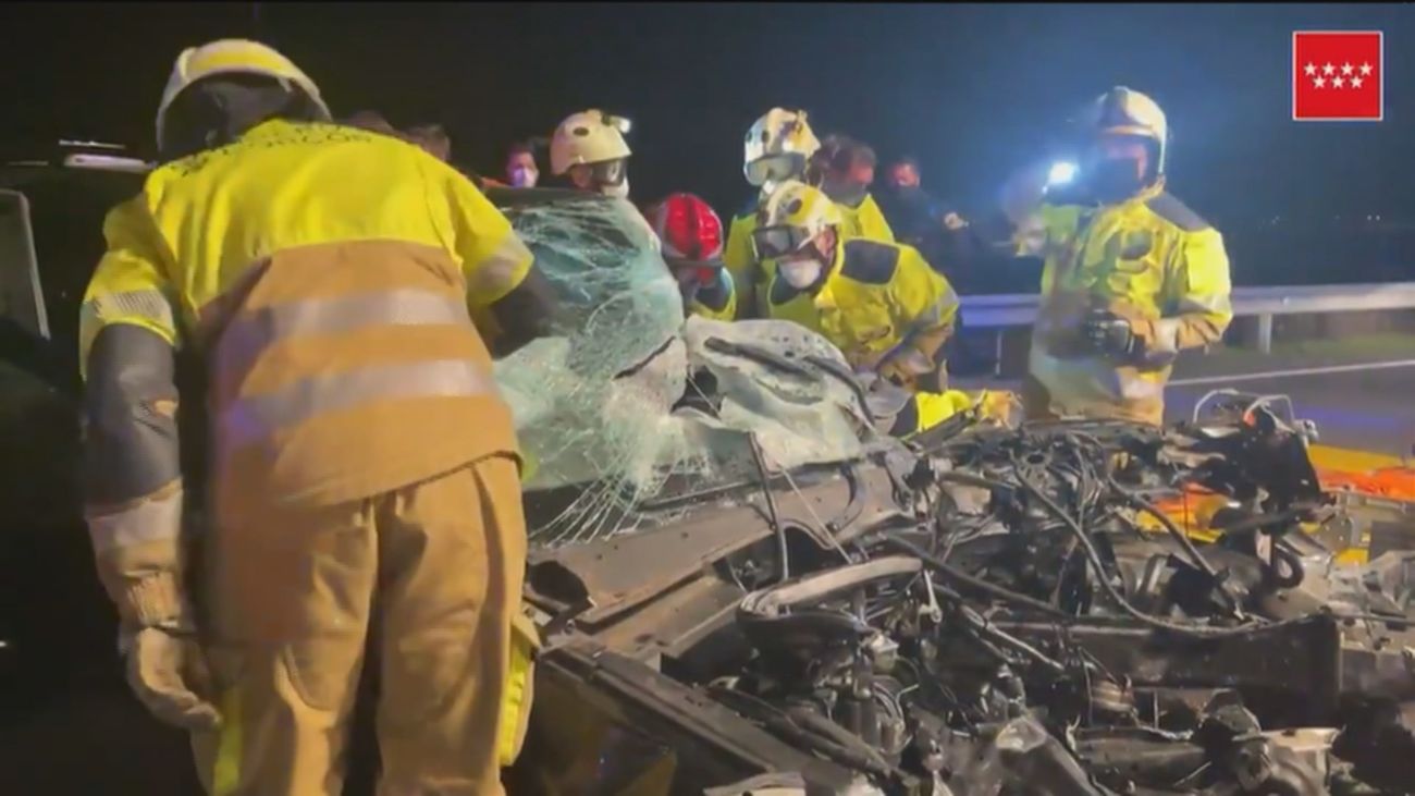 Tres heridos, uno de ellos muy grave, tras una persecución policial en la M-50