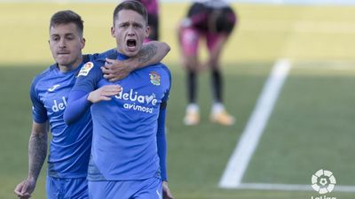 2-2. El Fuenlabrada gana un duelo por la permanencia al Sabadell