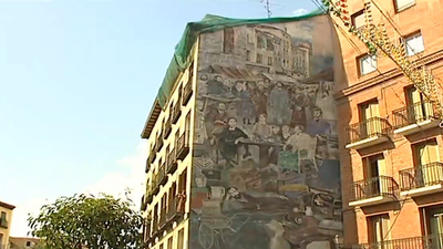 El mural gigante de la Plaza de Cascorro, obra de Cavestany, será restaurado