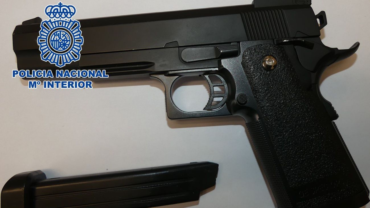 Detenido un hombre de 52 años por dos atracos con arma de fuego en el distrito madrileño de Moratalaz
