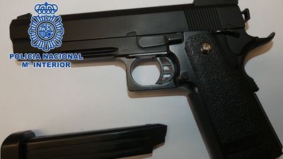 Un detenido por dos atracos con arma de fuego en el distrito madrileño de Moratalaz